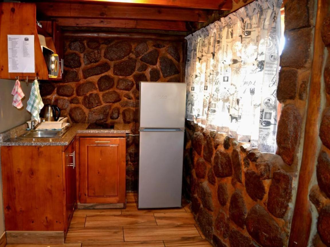 Thandabantu Game Lodge Roossenekal Room photo